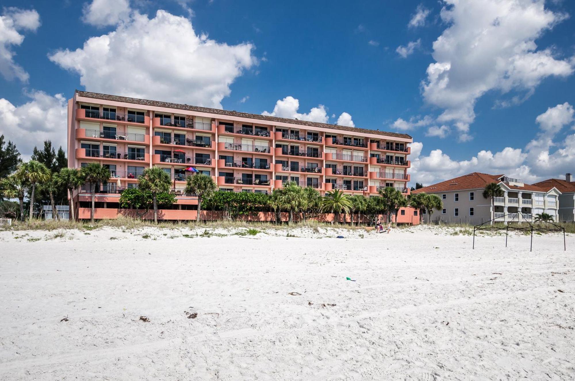 The Rose Aparthotel Клиъруотър Бийч Екстериор снимка
